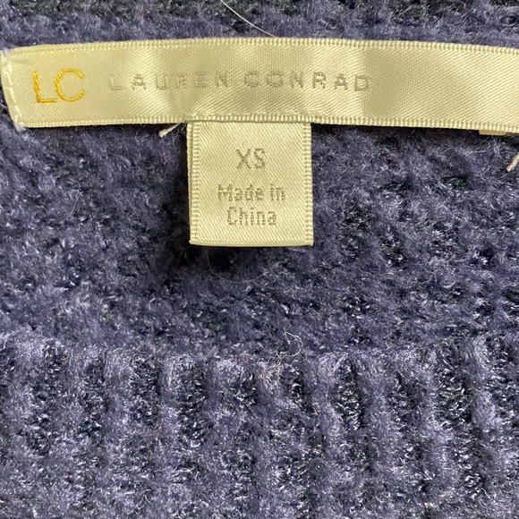 Lauren Conrad crop top sweater xs - Picture 2 of 4